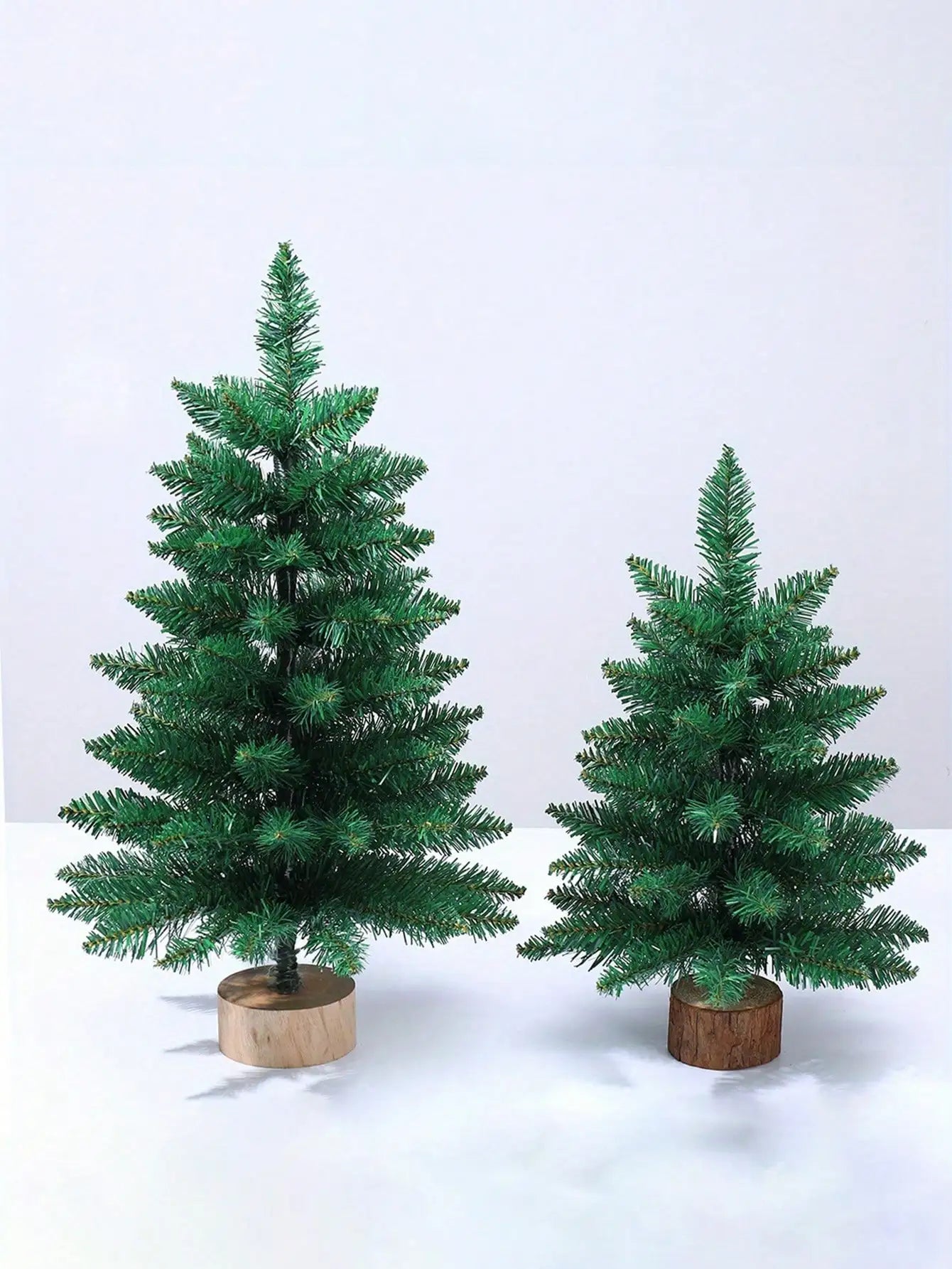 Christmas Tree Ornament Durable Mini Christmas Tree Decoration Prop for Christmas Parties Family Gatherings Daily Desktop Decor