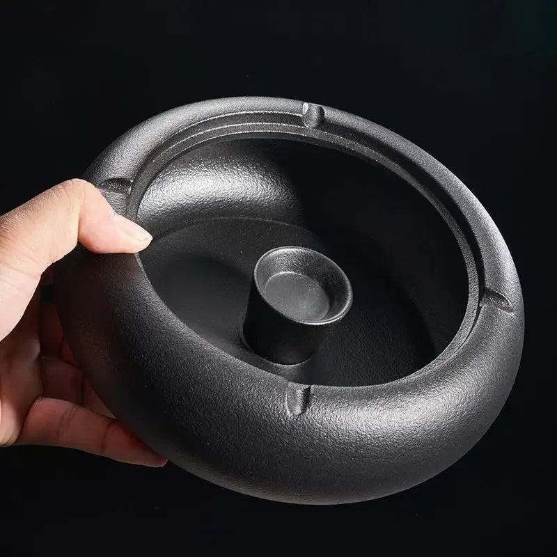 Creative Black Matte Ceramic Ashtray with Lid Indoor Wind & Ash Resistant Car Ashtray Portable Ceramic Ashtray Home Decoration